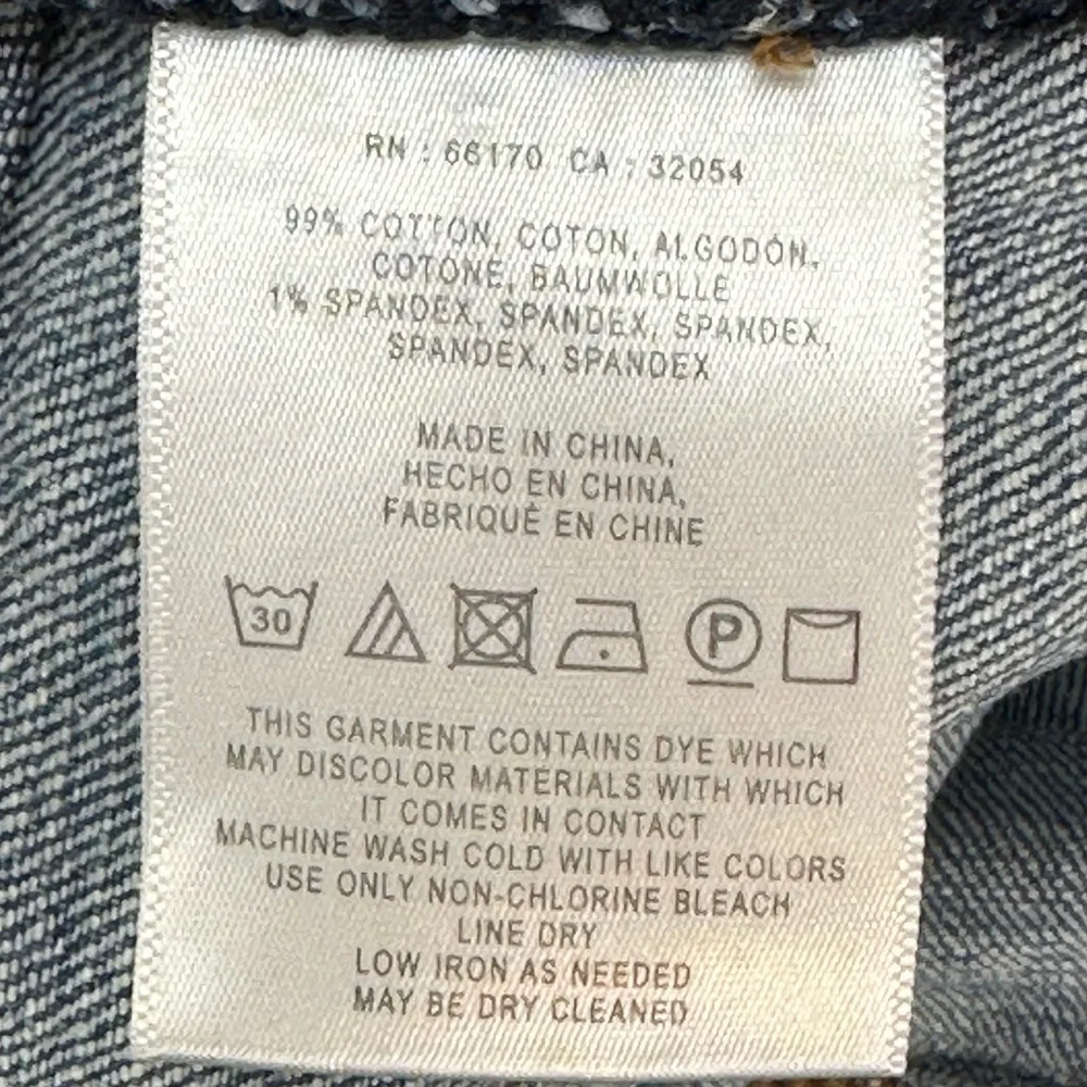 Pilcro and the Letterpress Hyphen Distressed Denim Shorts 28‎ Stretch Comfy